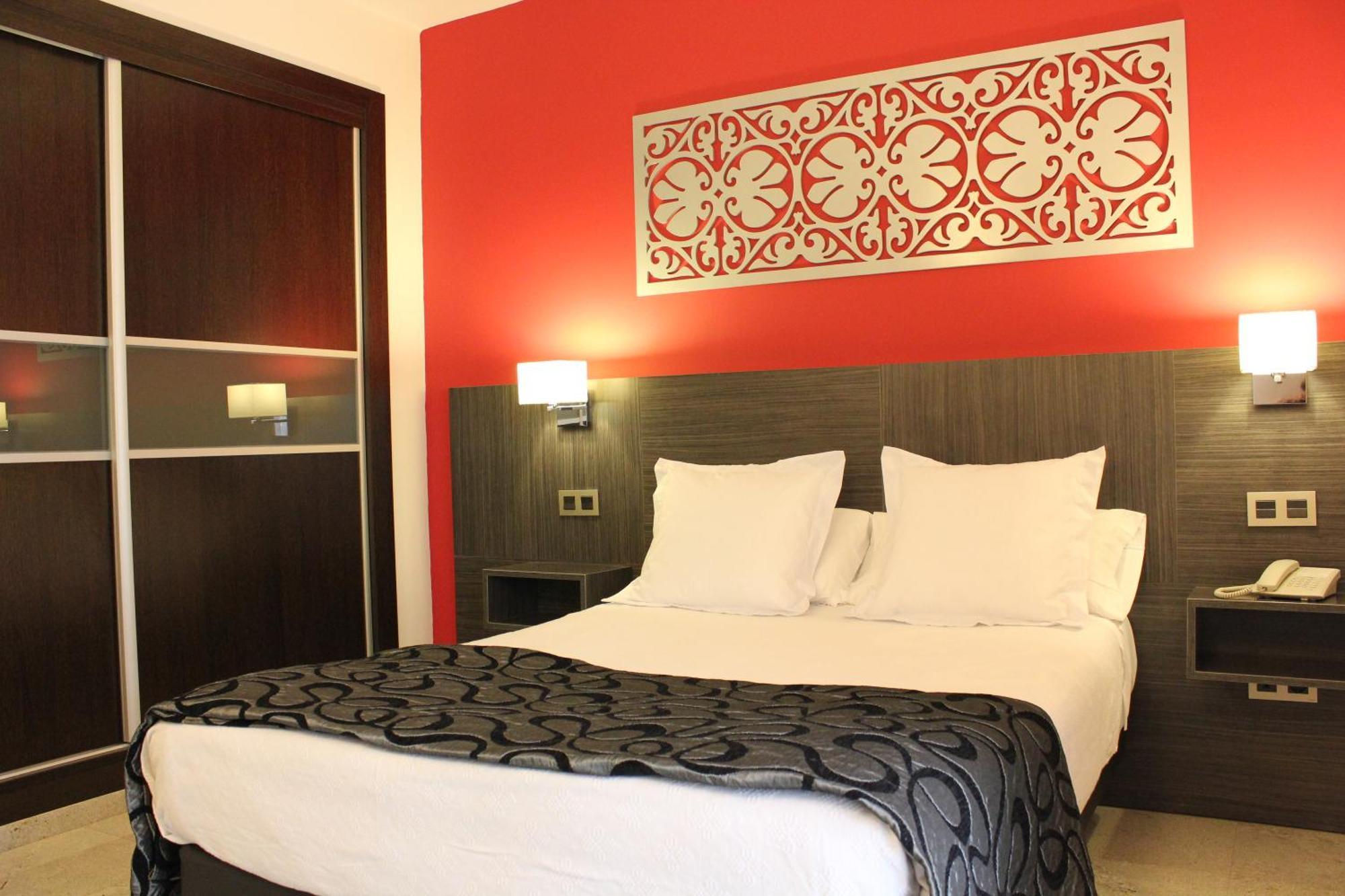 Hotel Venecia Севилья Экстерьер фото